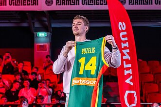 Matas Buzelis