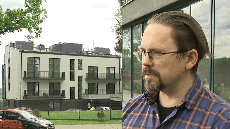 Kauno daugiabučio gyventojai su plėtotoju bylinėjasi metų metus: „Per stogą bėga vanduo“