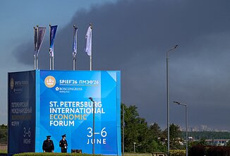 Ukrainos smūgiai naftos infrastruktūrai prie Sankt Peterburgo