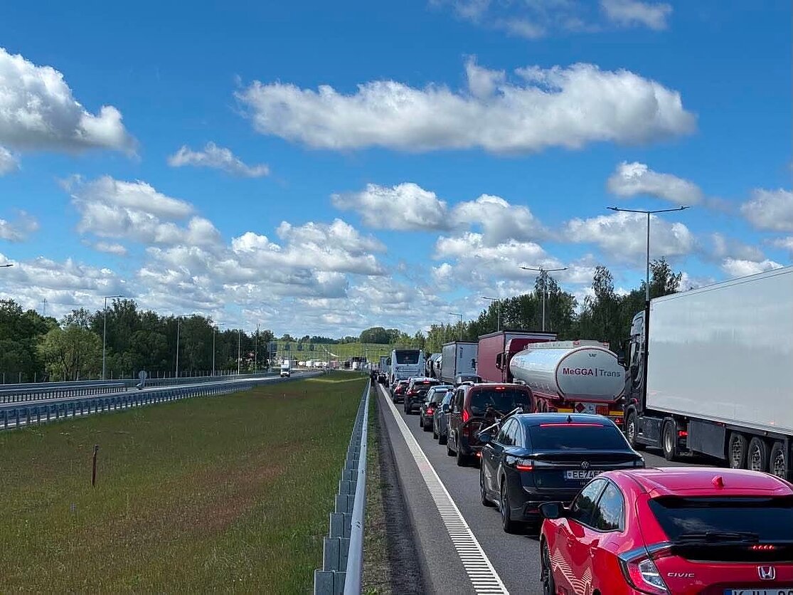 Automobiliai Lenkijos pasienyje
