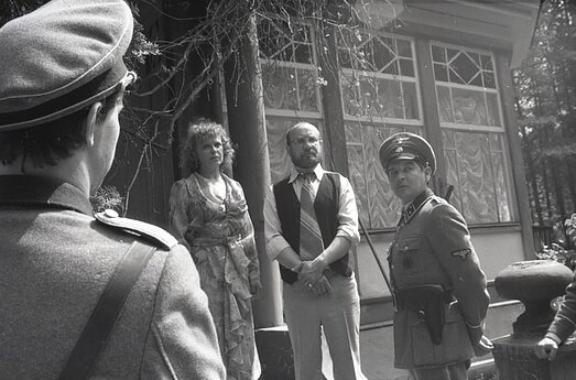 Iš kairės: Gražina Balandytė, Antanas Šurna, Olegas Jefremovas. 1984 m. 