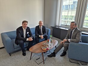Pirmasis galimų koalicijos partnerių pokalbis vyksta Briuselyje