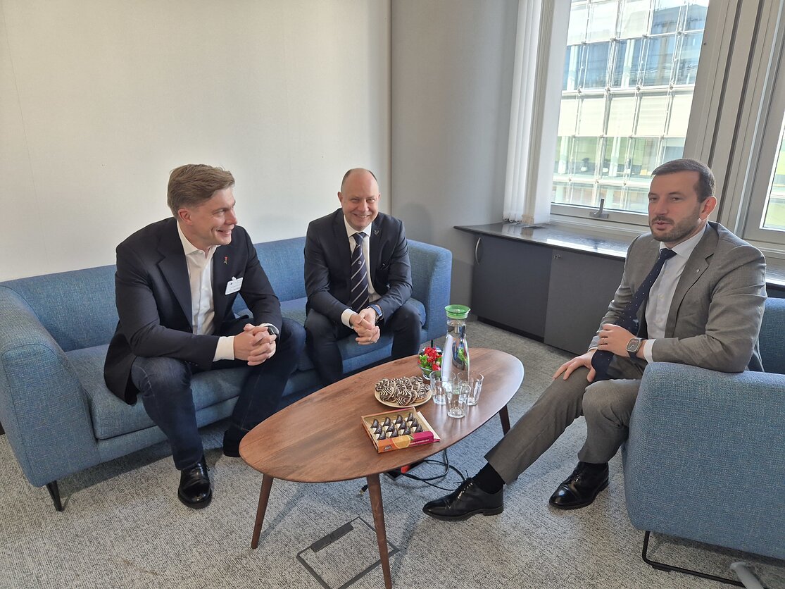 Pirmasis galimų koalicijos partnerių pokalbis vyksta Briuselyje
