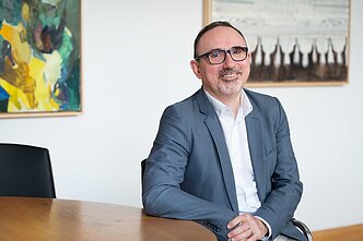 LNDM Generalinis direktorius dr. Arūnas Gelūnas LNDM Generalinis direktorius dr. Arūnas Gelūnas