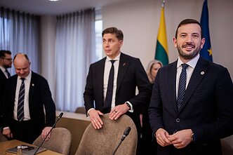 Derybos dėl naujosios koalicijos tęsiasi