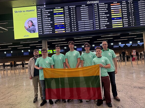Mūsų šalies jaunieji fizikai sėkmingai pasirodė Europos fizikos olimpiadoje