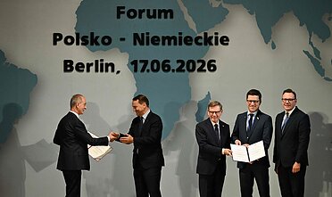 Vokietija grąžino Lenkijai pagrobtas kultūros vertybes Vokietija grąžino Lenkijai pagrobtas kultūros vertybes