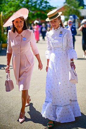 Carole Middleton ir Alizée Thevenet karališkosiose Askoto žirgų lenktynėse
