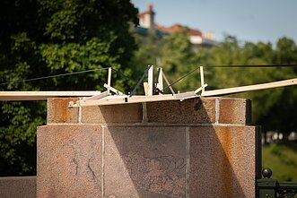  Ant Vilniaus Žaliojo tilto iškilo skulptūros tobuliems vaikams