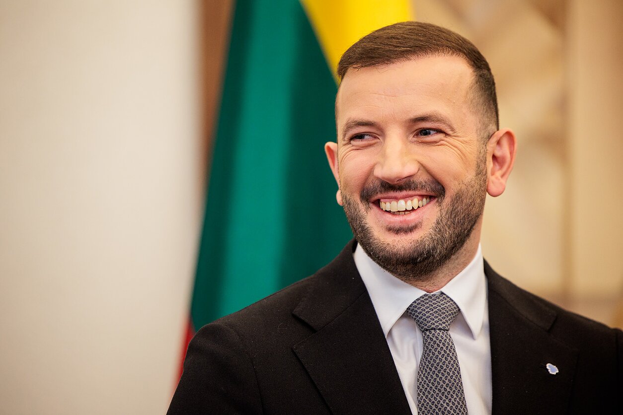 LSDP, „valstiečiai“ ir demokratai pasirašė naują koalicijos sutartį: Virginijus Sinkevičius