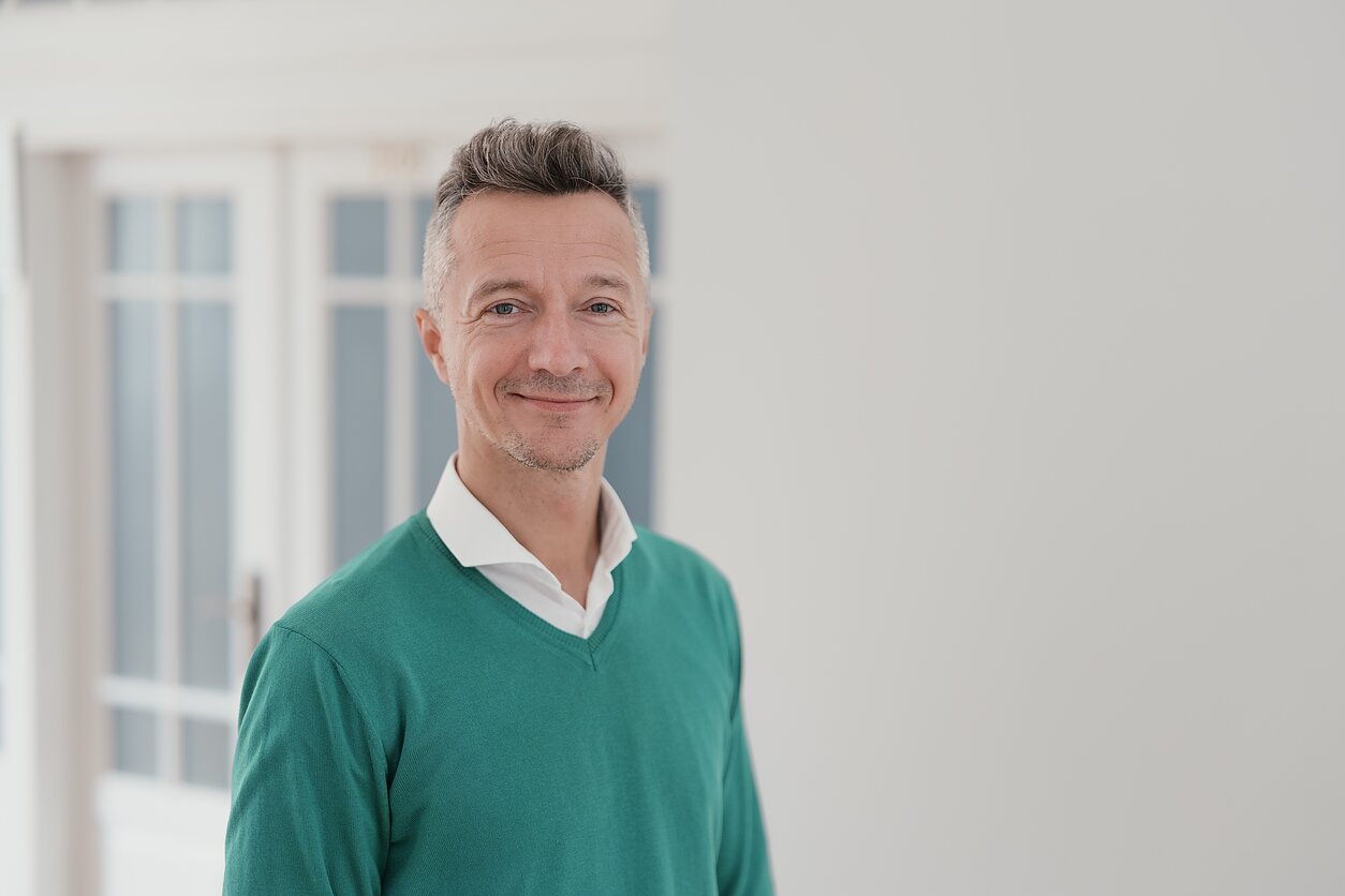 Prof. dr. Arūnas Emeljanovas Prof. dr. Arūnas Emeljanovas