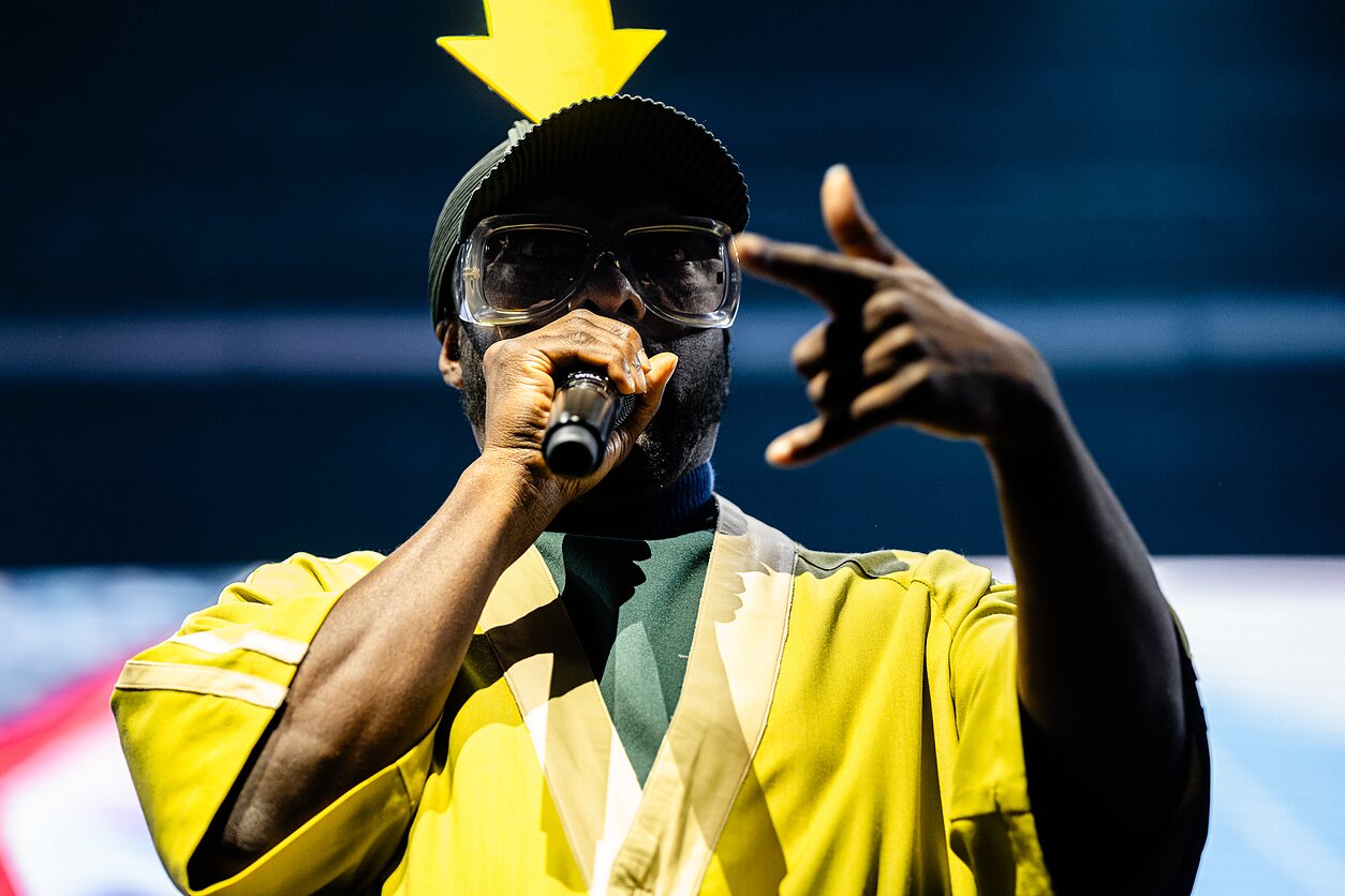 „Black Eyed Peas“ koncerto akimirka