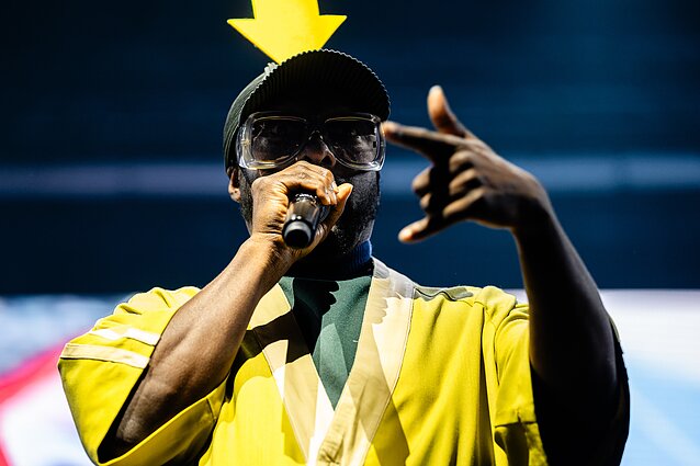 „Black Eyed Peas“ koncerto akimirka