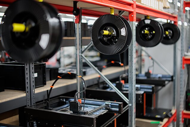 3D spausdintuvai „RSI Europe“ dronų gamykloje 3D spausdintuvai „RSI Europe“ dronų gamykloje