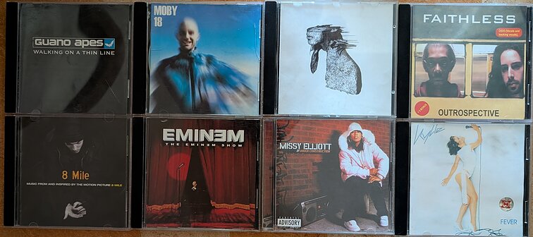 CD CD