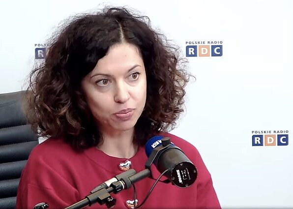 Lenkijoje politologiją dėstanti ukrainietė Oleksandra Iwaniuk teigia, kad susikalbėti trukdo skirtingas požiūris į konfliktą