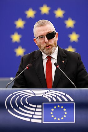 „Lenkijos karūnos konfederacijos“ vadovas Grzegorzas Braunas