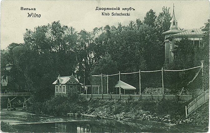 Bajorų klubas, LNM