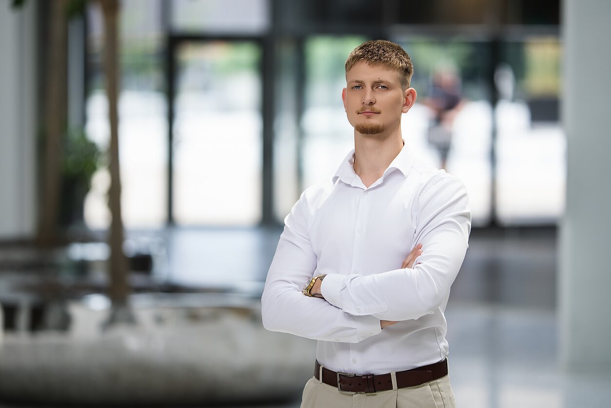 R. Jakštas R. Jakštas