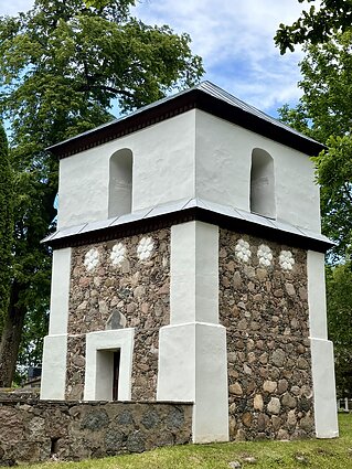 1827 metų statybos Antazavės bažnyčios varpinė 1827 metų statybos Antazavės bažnyčios varpinė