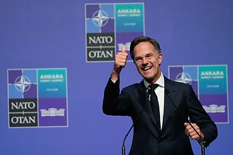 NATO viršūnių susitikimas Ankaroje NATO viršūnių susitikimas Ankaroje