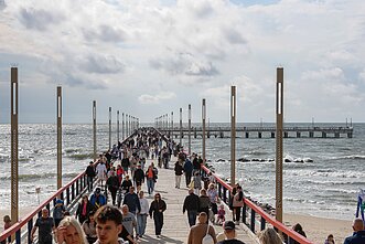 Palanga, jūra, tiltas, poilsiautojai Palanga, jūra, tiltas, poilsiautojai