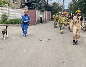 Vyšnevės gyvenvietėje degė 280 namų, gelbėtojai su šunimis ilgai ieškojo aukų 