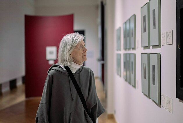 Barbara Kasten