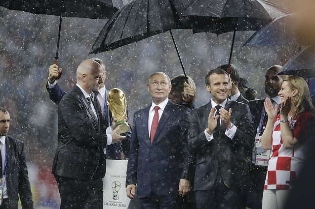 Gianni Infantino ir Vladimiras Putinas (2018 m.)