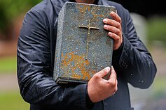 Vilniuje į paskutinę kelionę išlydimas poetas Aidas Marčėnas