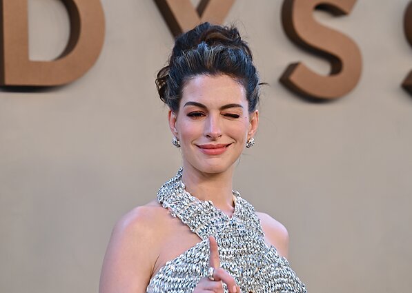 Anne Hathaway