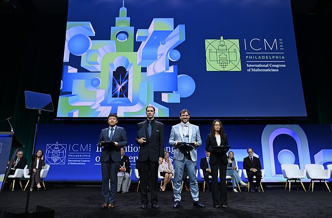 Fieldso medalio laureatai