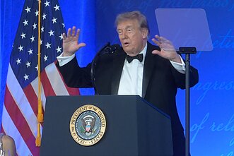 Donaldas Trumpas korespondentų vakarienėje