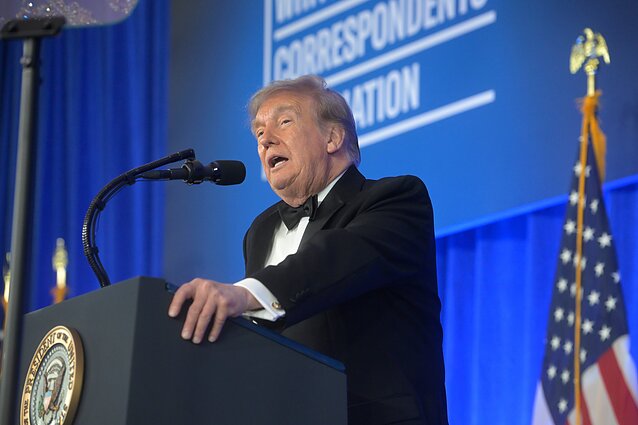 Donaldas Trumpas korespondentų vakarienėje