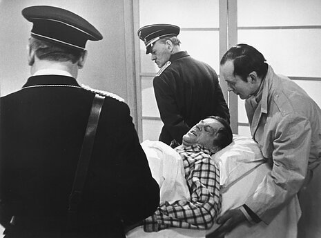 IŠ kairės: Vaclovas Muraška, Alfonsas Radevičius, Rimvydas Kalvelis, Eduardas Kunavičius (guli). 1966 m. 