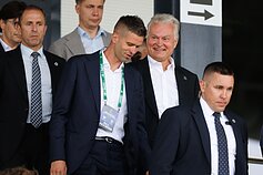 Mantas Kalnietis ir Gitanas Nausėda. UEFA čempionų lygos atranka: „Kauno Žalgiris“ – „Klaksvik“ Mantas Kalnietis ir Gitanas Nausėda. UEFA čempionų lygos atranka: „Kauno Žalgiris“ – „Klaksvik“