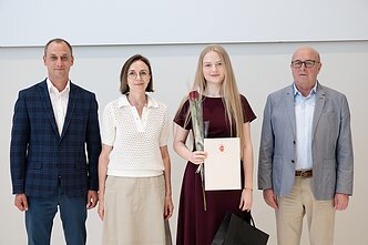 Pagerbti Kauno šimtukininkai Pagerbti Kauno šimtukininkai