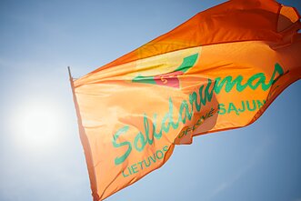 Prieš penktadienio Vilniaus miesto savivaldybės tarybos posėdį Europos aikštėje buvo surengtas piketas dėl įmonės „Energesman“ darbuotojų padėties Prieš penktadienio Vilniaus miesto savivaldybės tarybos posėdį Europos aikštėje buvo surengtas piketas dėl įmonės „Energesman“ darbuotojų padėties